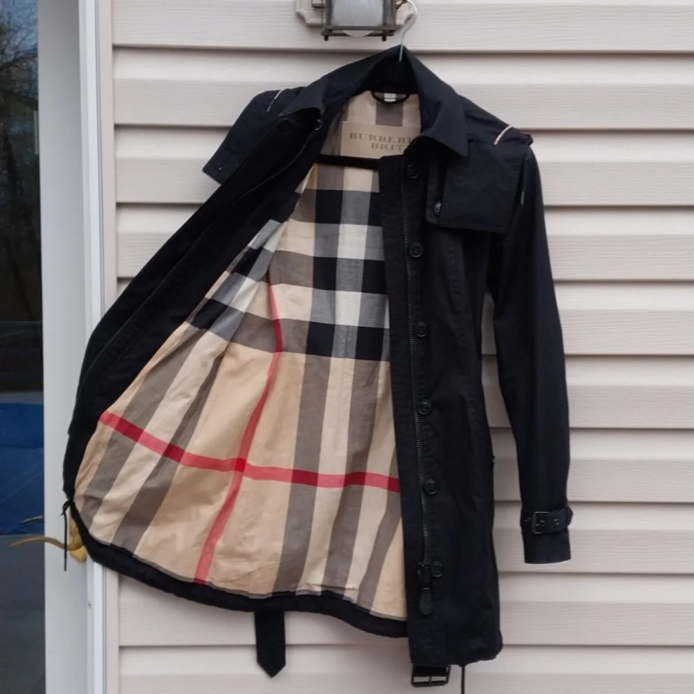 Burberry Black Trench Coat with Check Lining - Picture 1 of 14